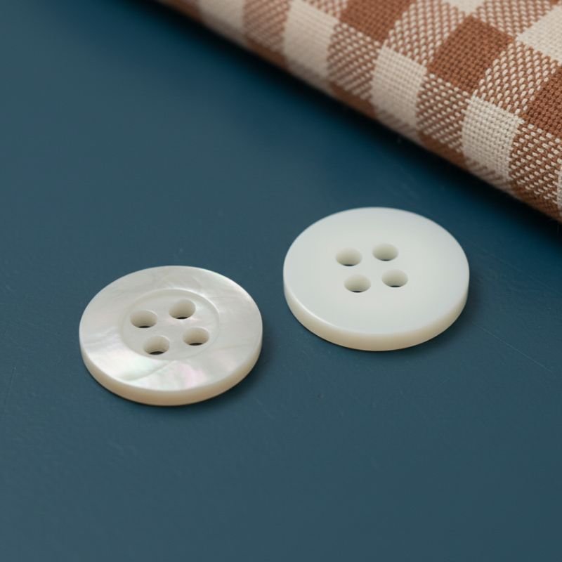 Botón para Camisas y Blusas de Mujer